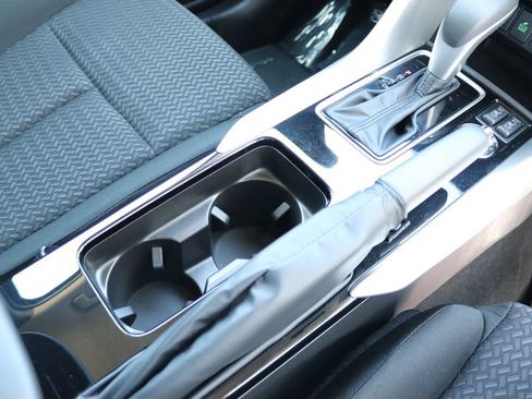 Used 2025 Mitsubishi Eclipse Cross LE AWD/4WD image 21