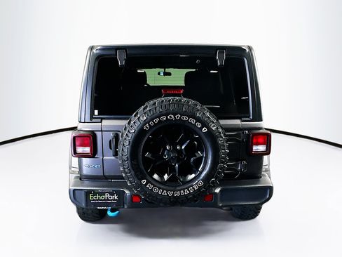 Used 2023 Jeep Wrangler Unlimited AWD/4WD image 7