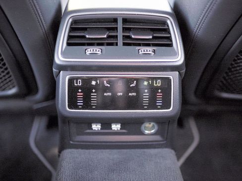 Used 2020 Audi A6 3.0T allroad Premium Plus w/ Audi Side Assist Package image 48