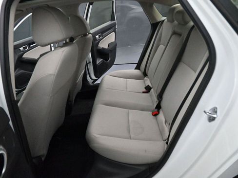Used 2022 Honda Civic EX image 29