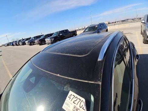 Used 2025 Buick Envision Avenir image 2