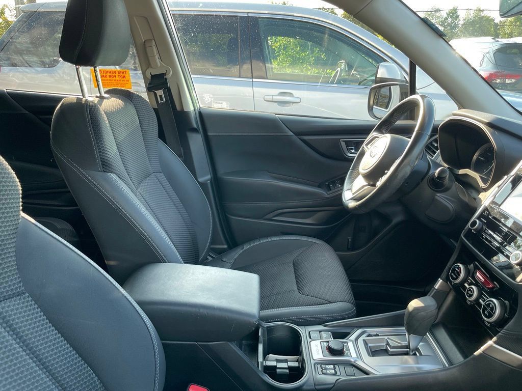 Used 2019 Subaru Forester Premium AWD/4WD image 9