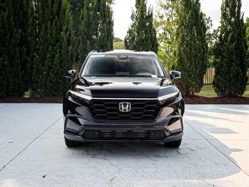Used 2025 Honda CR-V EX-L image 3