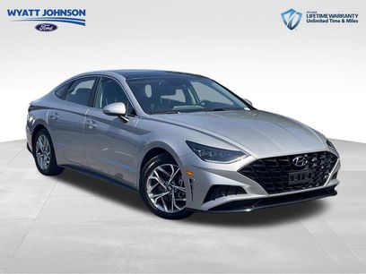 Used 2023 Hyundai Sonata SEL w/ Convenience Package