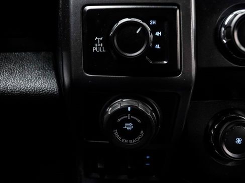 Used 2020 Ford F150 XLT w/ Equipment Group 302A Luxury image 24