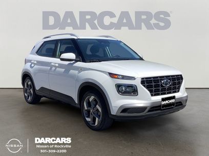 Used 2025 Hyundai Venue SEL