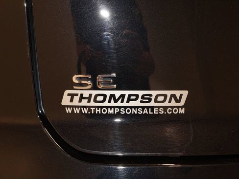 Used 2026 Volkswagen Atlas Cross Sport SE AWD/4WD image 32