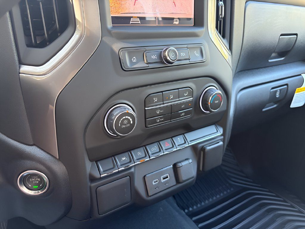 New 2026 Chevrolet Silverado 1500 Custom w/ LPO, Dark Essentials Package AWD/4WD image 21