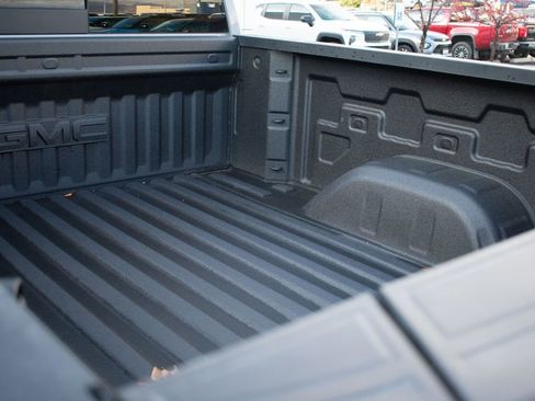 Certified 2025 GMC Sierra 1500 AT4 w/ AT4 Premium Package image 29