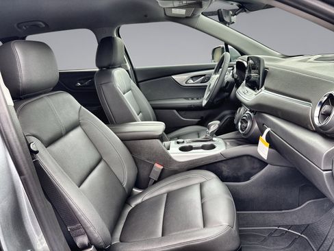 New 2026 Chevrolet Blazer LT w/ Sound & Technology Package AWD/4WD image 34