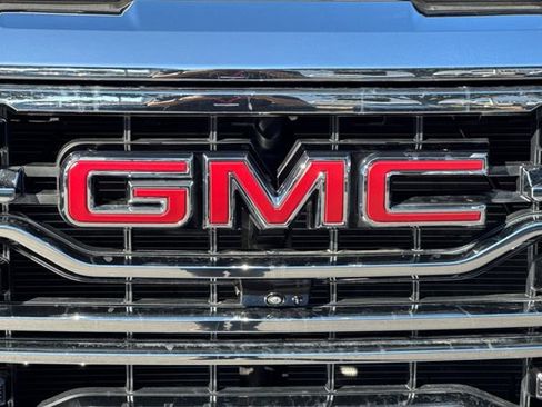 Used 2025 GMC Sierra 1500 SLT w/ SLT Premium Plus Package AWD/4WD image 48