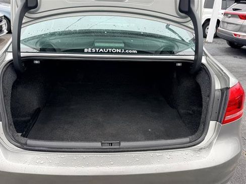 Used 2014 Volkswagen Passat 1.8T Wolfsburg Edition image 27