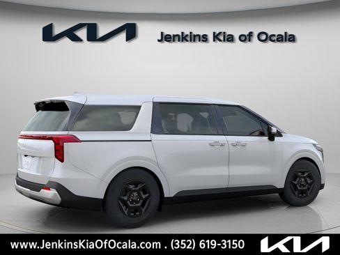 New 2026 Kia Carnival LX image 3