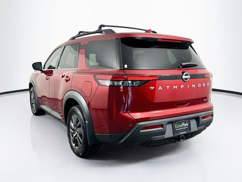 Used 2022 Nissan Pathfinder SV FWD image 5