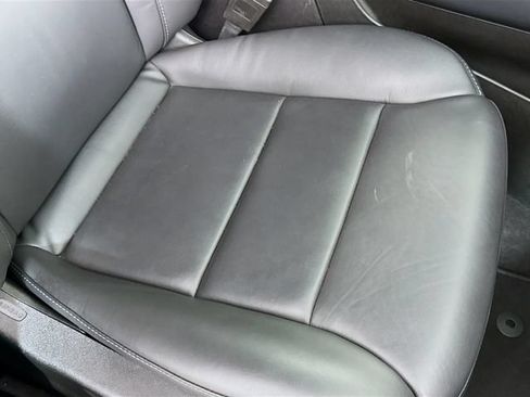 Used 2025 Cadillac XT4 Premium Luxury AWD/4WD image 37