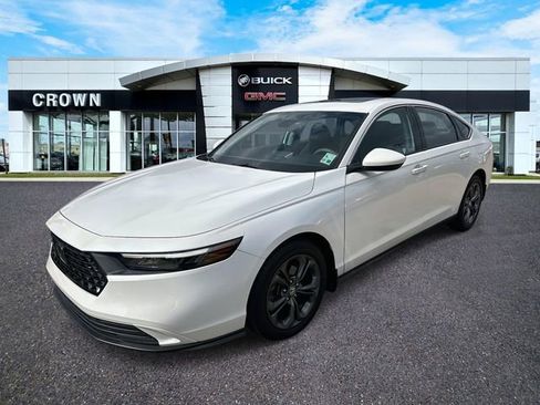 Used 2023 Honda Accord EX image 1