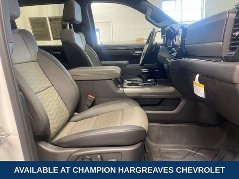 Used 2025 Chevrolet Silverado 1500 ZR2 w/ Technology Package AWD/4WD image 36