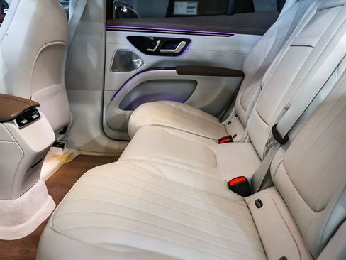 Certified 2023 Mercedes-Benz EQS 580 4MATIC SUV image 20