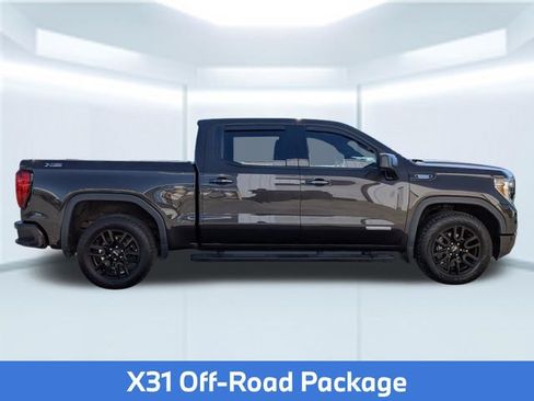 Used 2021 GMC Sierra 1500 Elevation w/ LPO, Elevation Black Package AWD/4WD image 9