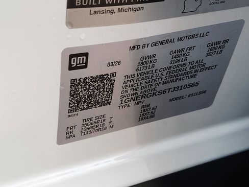 New 2026 Chevrolet Traverse LT w/ Driver Confidence Package FWD image 24