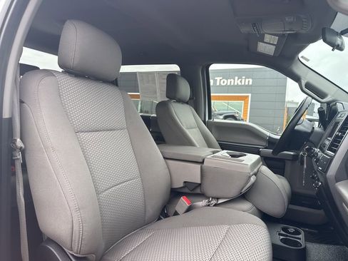 Used 2019 Ford F250 XLT w/ Camper Package image 28