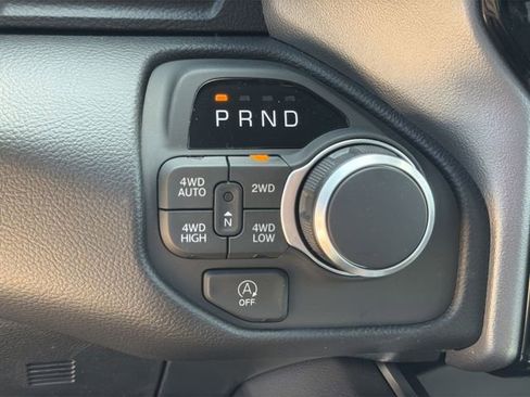 New 2026 RAM 1500 4x4 Crew Cab image 23