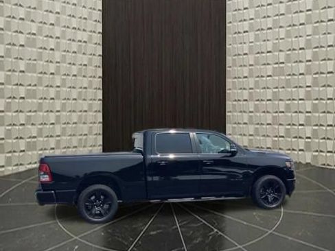 Used 2022 RAM 1500 Big Horn AWD/4WD image 4