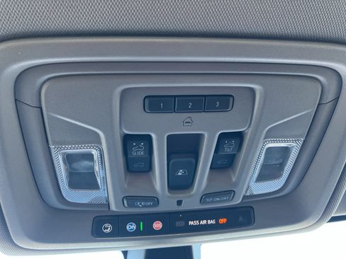 Used 2019 Chevrolet Silverado 1500 RST AWD/4WD image 27
