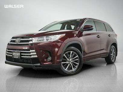 Used 2017 Toyota Highlander XLE