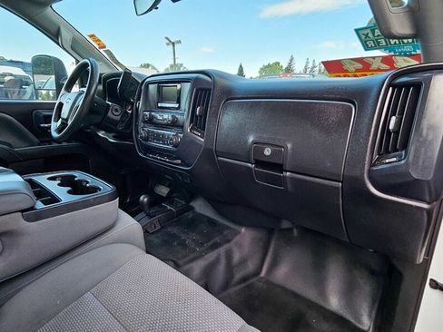 Used 2015 Chevrolet Silverado 2500 W/T AWD/4WD image 18