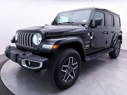 Used 2024 Jeep Wrangler Unlimited Sahara w/ Technology Group AWD/4WD image 1