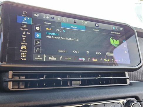 Used 2025 Jeep Wrangler Unlimited Rubicon 392 image 19