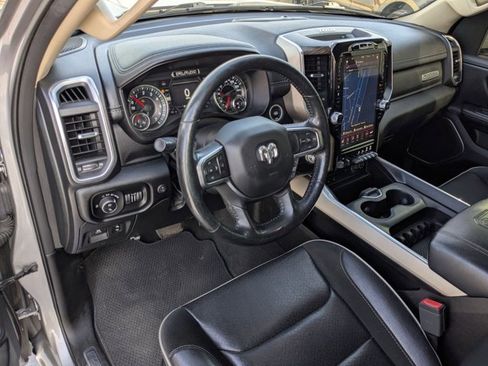 Used 2019 RAM 1500 Laramie image 9