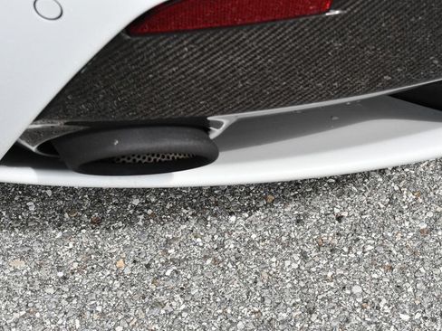 Used 2017 Aston Martin V12 Vantage S RWD image 73