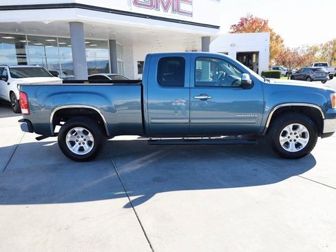 Used 2011 GMC Sierra 1500 SLE RWD image 7