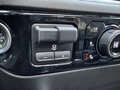 Certified 2024 Chevrolet Silverado 2500 High Country w/ High Country Premium Package image 15