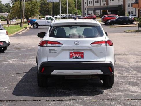 Certified 2024 Toyota Corolla Cross L AWD/4WD image 6
