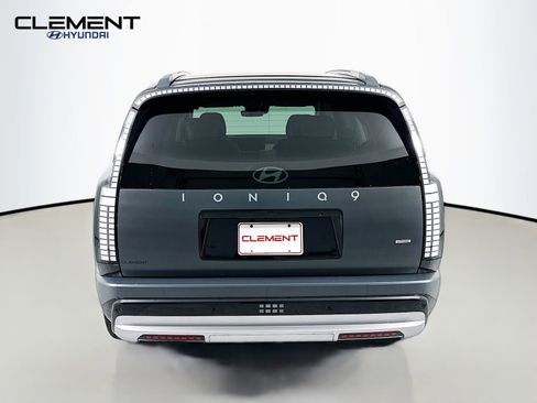 New 2026 Hyundai Ioniq 9 Limited AWD/4WD image 7
