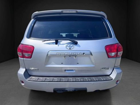 Used 2010 Toyota Sequoia Limited AWD/4WD image 5