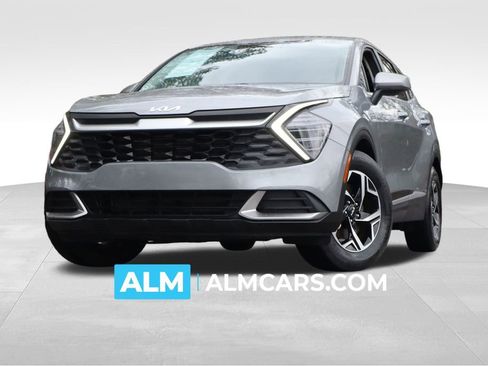 Used 2024 Kia Sportage LX image 1