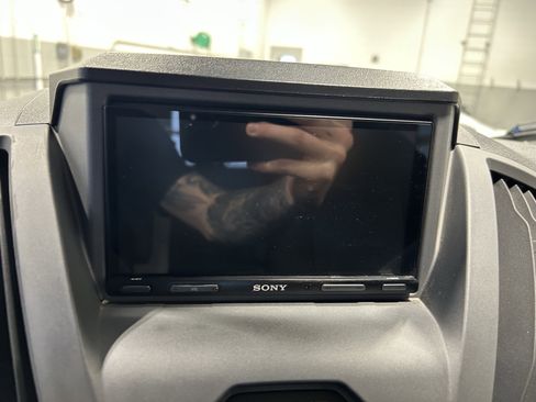 Used 2016 Ford Transit 150 XLT image 25