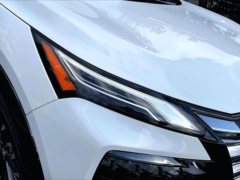 New 2026 Nissan Rogue Platinum w/ Platinum Premium Package AWD/4WD image 13