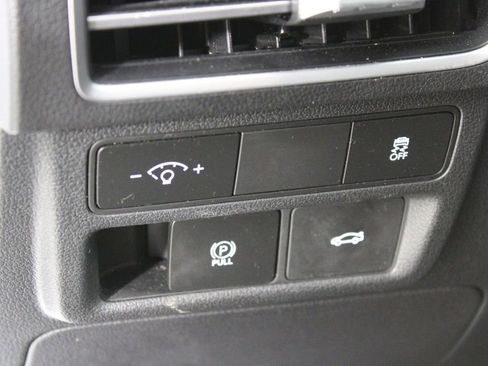 Used 2025 Hyundai Sonata SEL FWD image 22