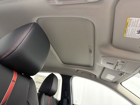 New 2026 Nissan Sentra SR w/ SR Premium Package FWD image 15