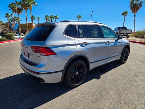 Certified 2024 Volkswagen Tiguan SE R-Line AWD/4WD image 5