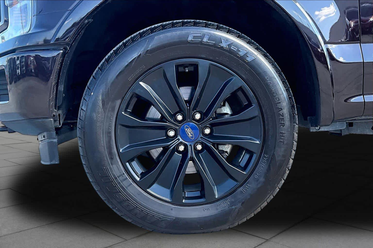 Used 2019 Ford F150 Lariat w/ Equipment Group 502A Luxury AWD/4WD image 11