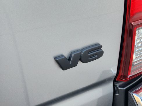 Used 2022 Toyota Tacoma SR5 image 11