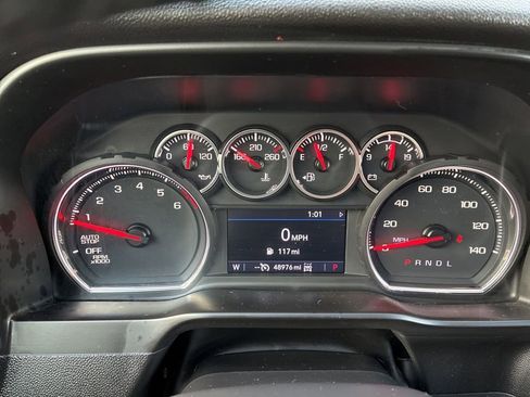 Used 2021 Chevrolet Silverado 1500 LT Trail Boss w/ Convenience Package II image 19