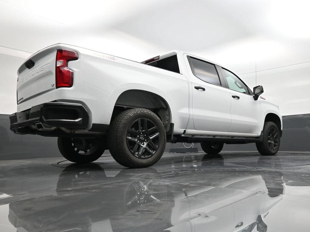 Used 2025 Chevrolet Silverado 1500 LT Trail Boss w/ Convenience Package II AWD/4WD image 24
