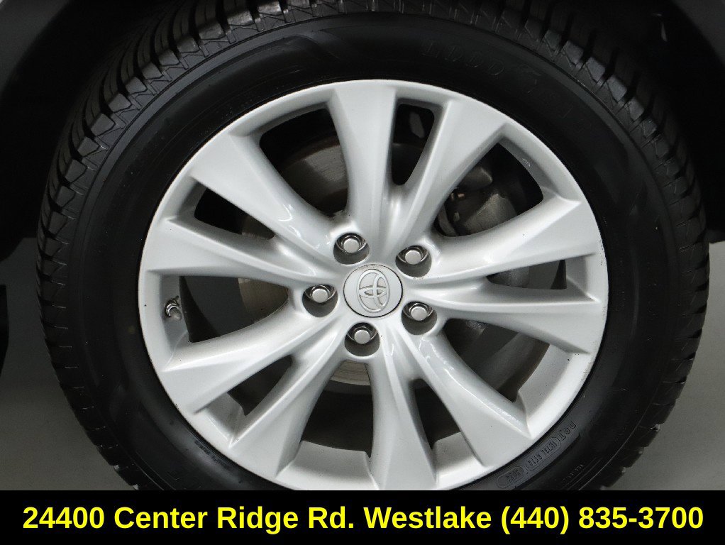 Used 2013 Toyota RAV4 Limited w/ Preferred Accessory Pkg AWD/4WD image 10